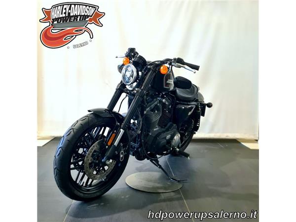 HARLEY-DAVIDSON XL 1200 CX ROADSTER