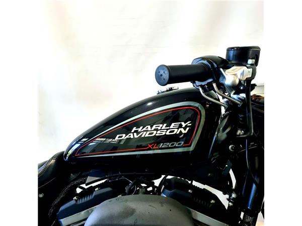 HARLEY-DAVIDSON XL 1200 CX ROADSTER