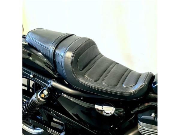 HARLEY-DAVIDSON XL 1200 CX ROADSTER