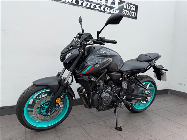 2024 YAMAHA MT-07