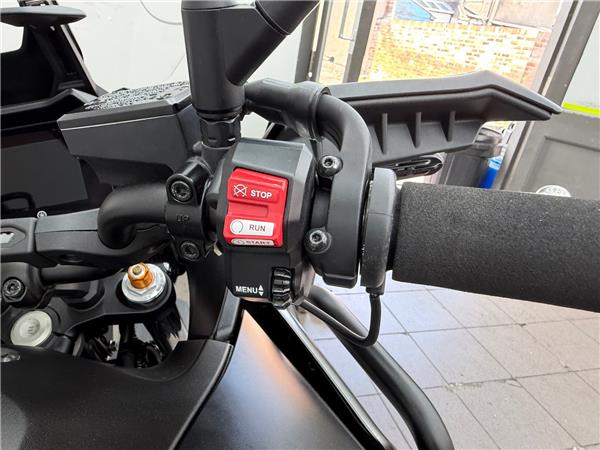  YAMAHA TRACER 7
