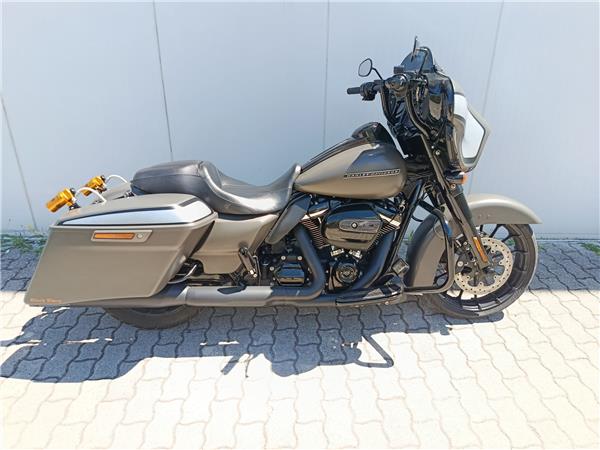 2019 Street Glide Special