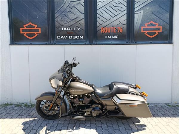 2019 Street Glide Special