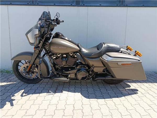 2019 Street Glide Special