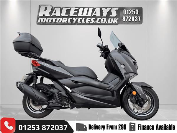  2022 Yamaha XMAX 125
