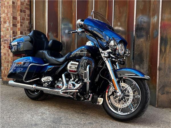 2014 Harley-Davidson CVO
