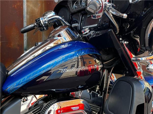 2014 Harley-Davidson CVO
