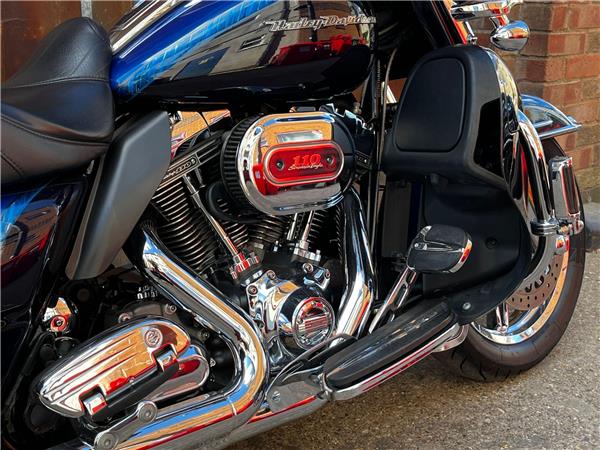 2014 Harley-Davidson CVO