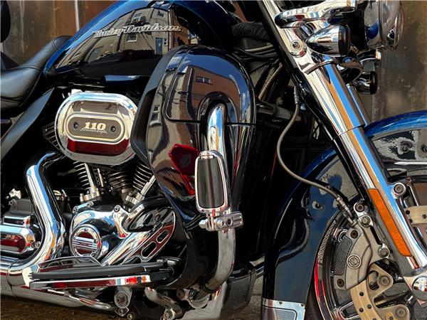 2014 Harley-Davidson CVO