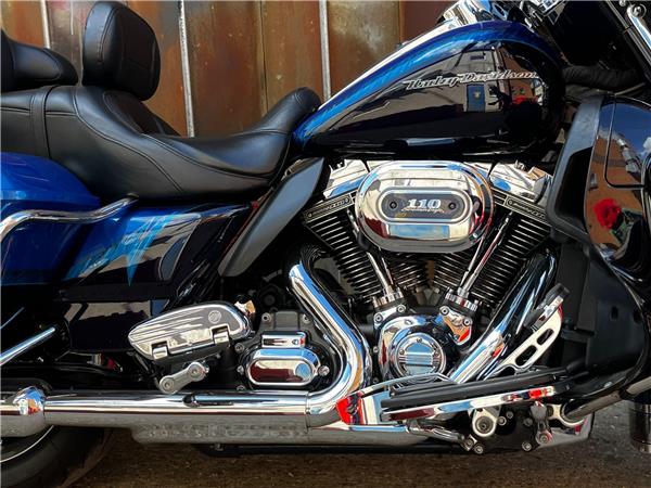 2014 Harley-Davidson CVO