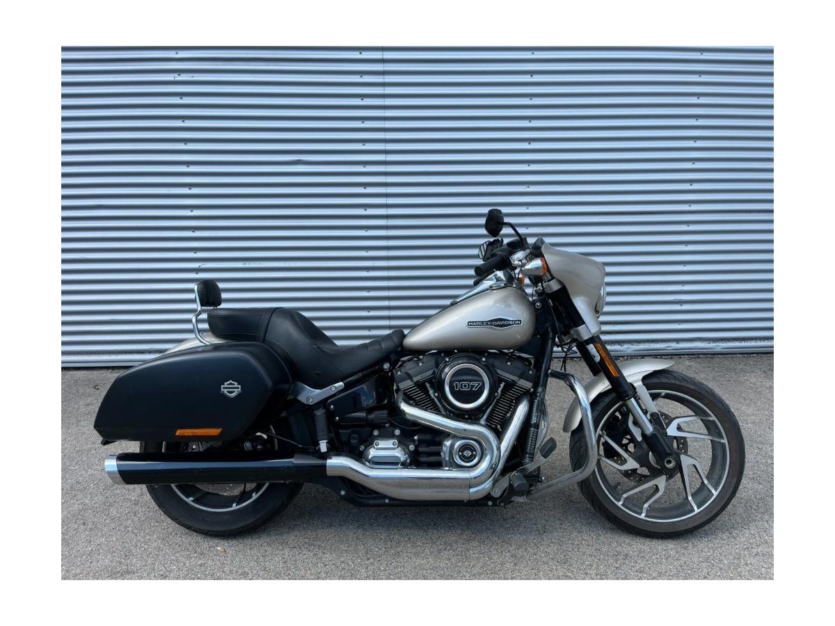 2018 Harley-Davidson Softail Sport Glide FLSB