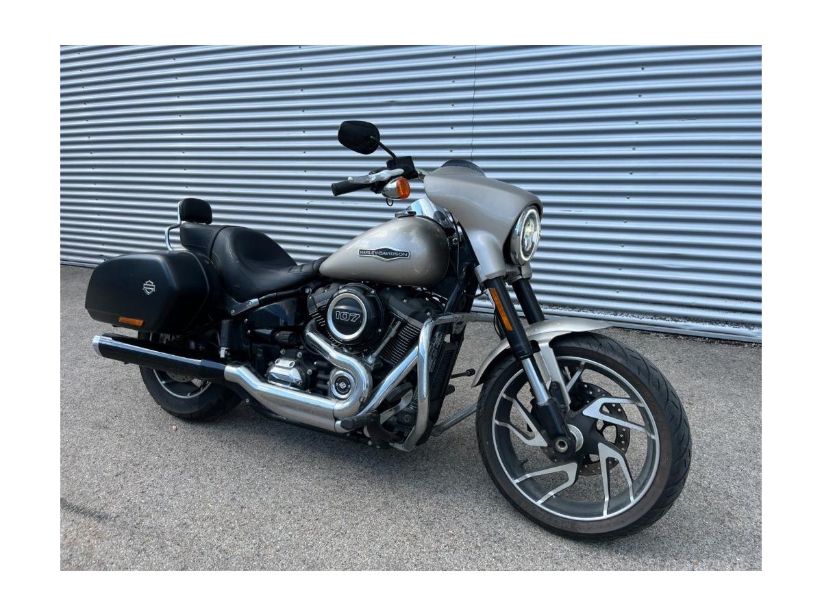 2018 Harley-Davidson Softail Sport Glide FLSB