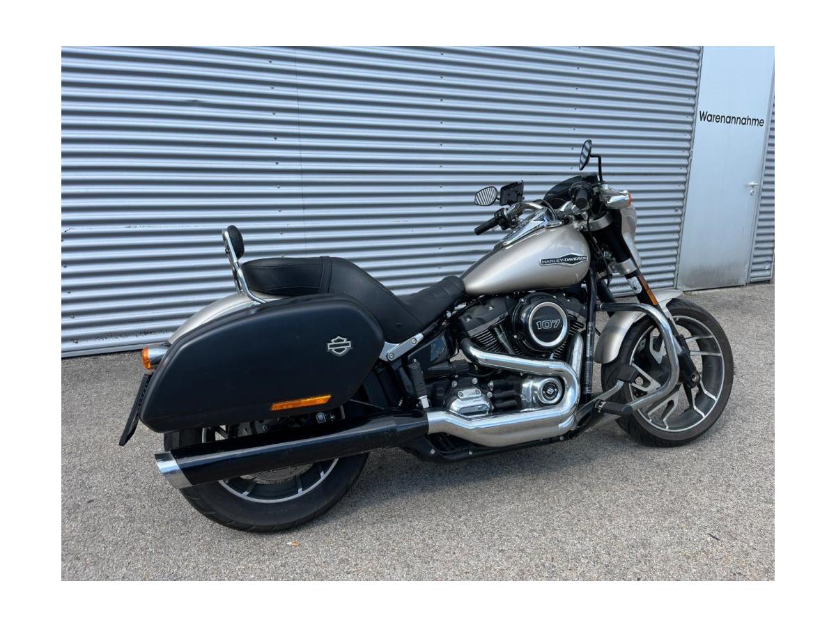 2018 Harley-Davidson Softail Sport Glide FLSB