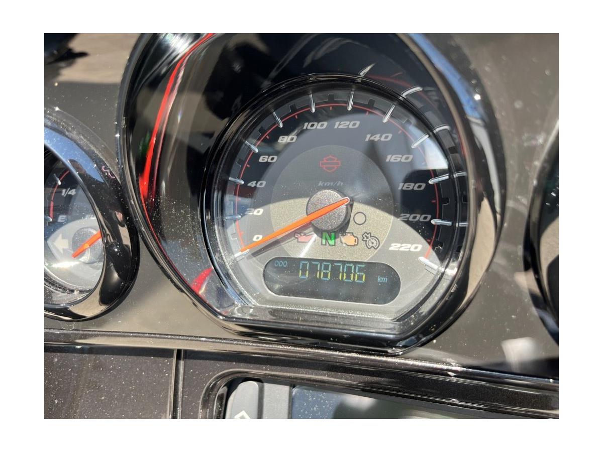 2018 Harley-Davidson CVO Ultra Limited FLHTKSE