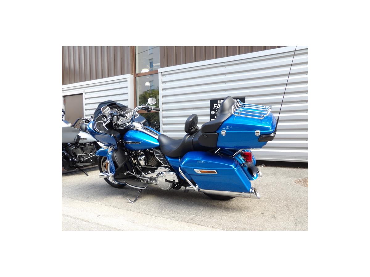 2017 HARLEY-DAVIDSON ROAD GLIDE