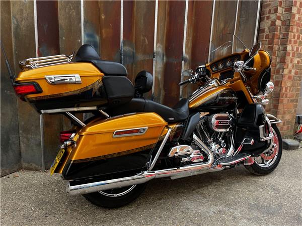 2016 Harley-Davidson CVO