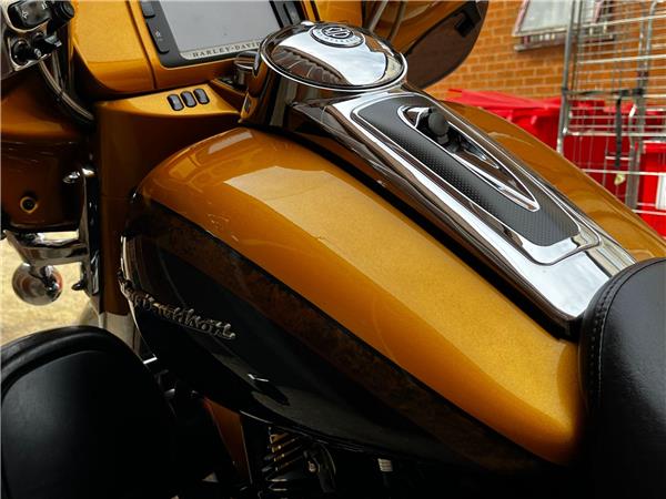 2016 Harley-Davidson CVO