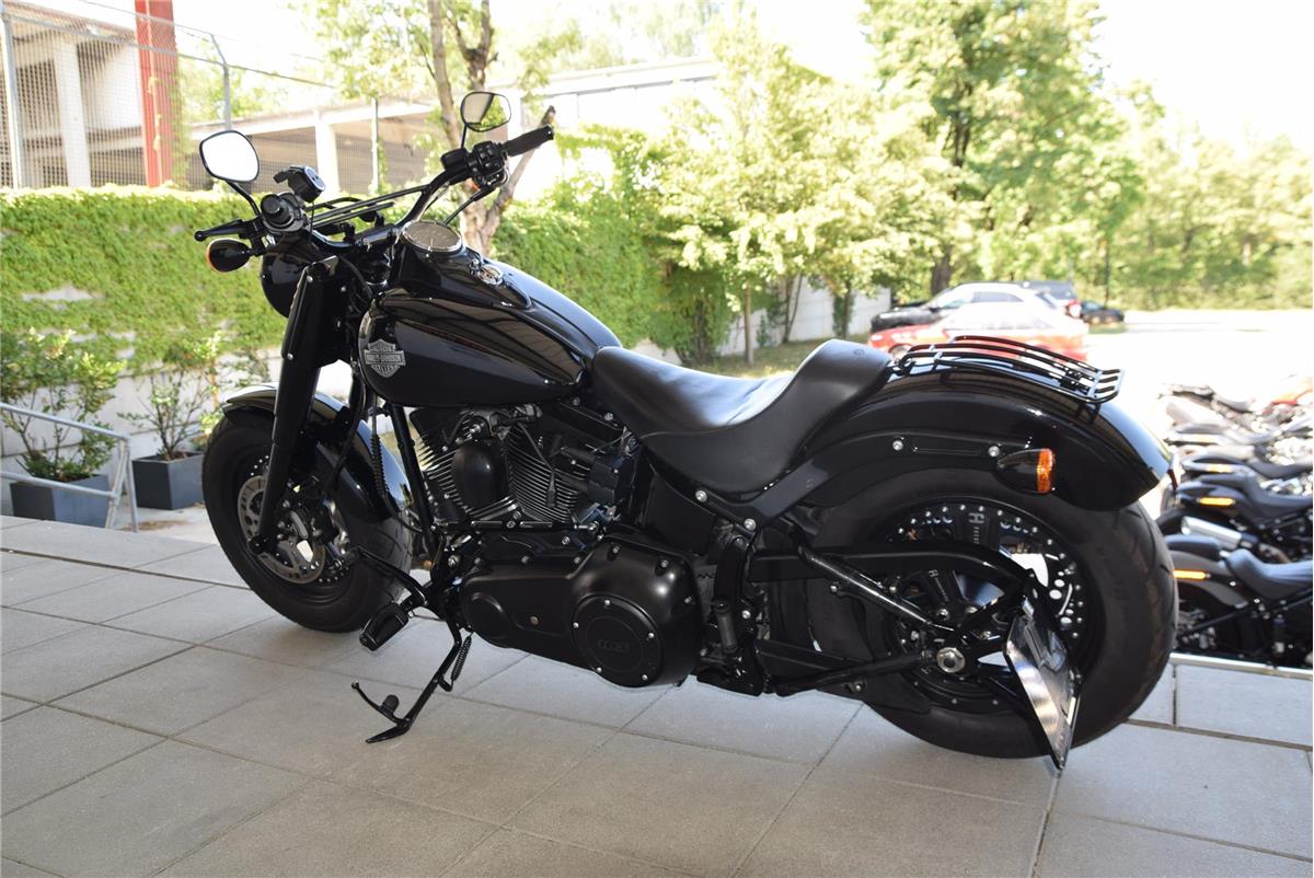 FLS SOFTAIL SLIM mit KessTech Auspuff