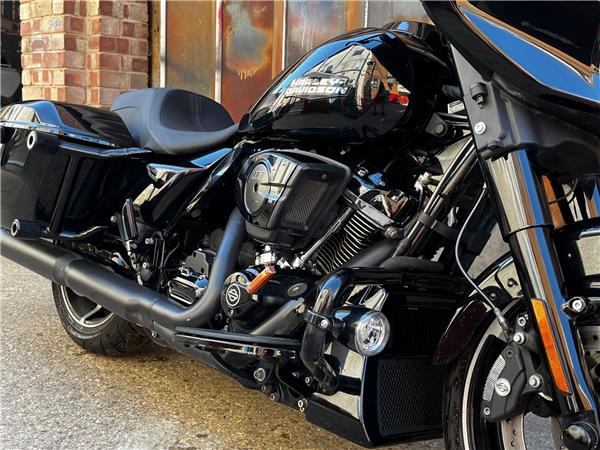 2024 Harley-Davidson Touring