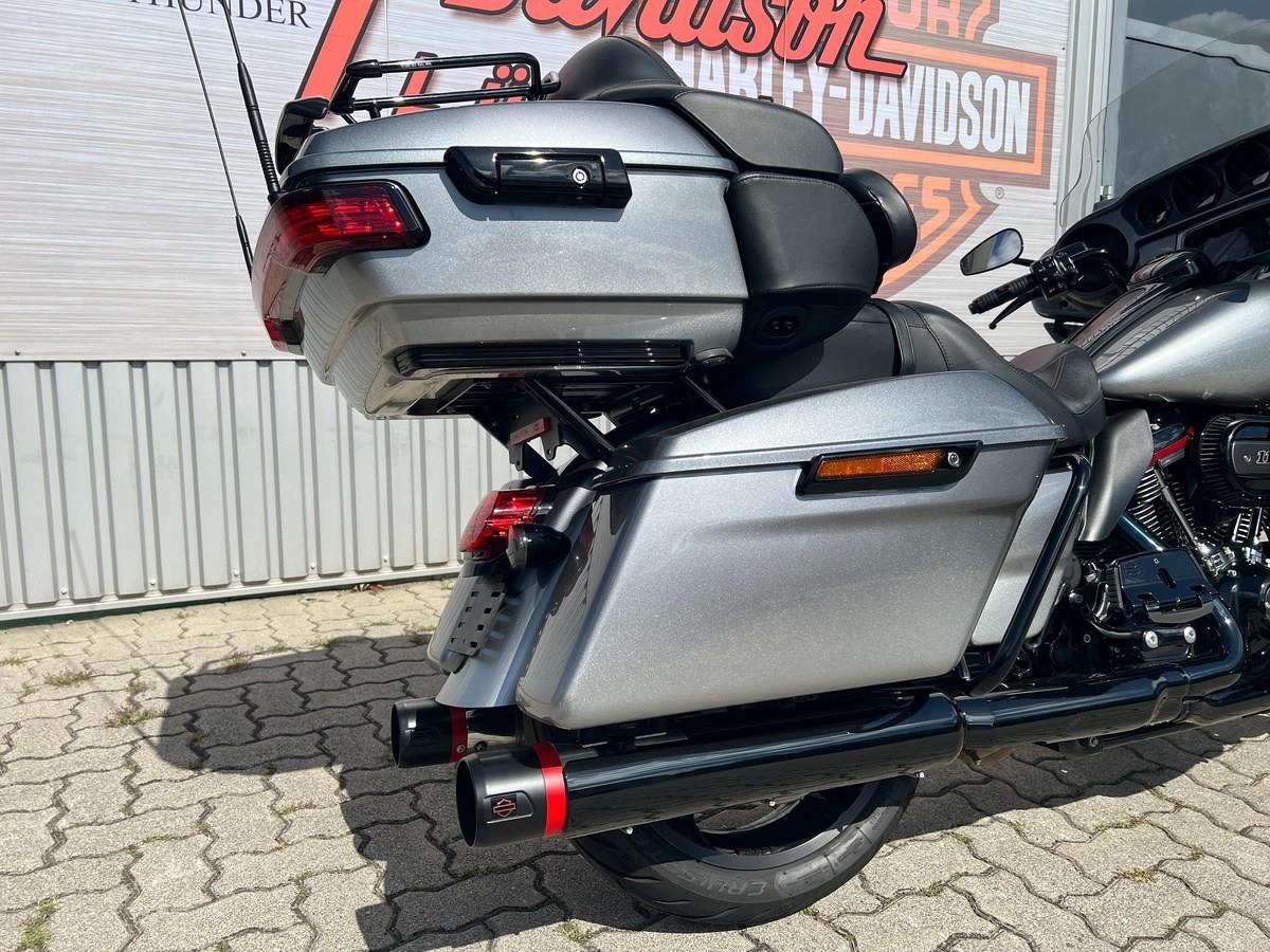 FLHTKSE Ultra Limited CVO Wilbers,Jekill,Dynojet