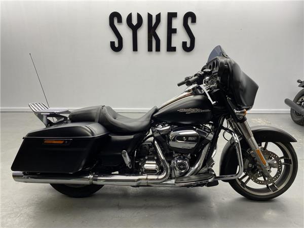 2017 Harley-Davidson Street Glide Special