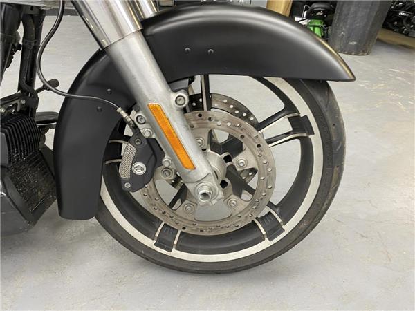2017 Harley-Davidson Street Glide Special
