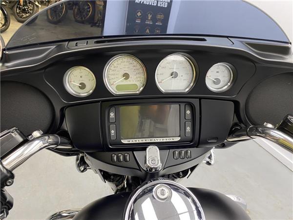 2017 Harley-Davidson Street Glide Special