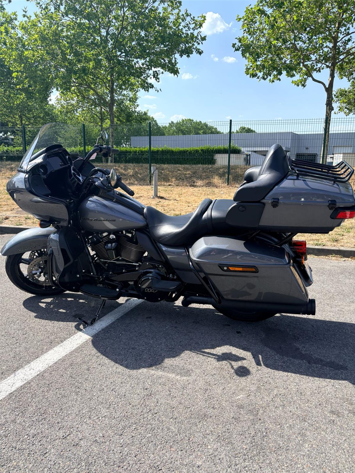 2022 HARLEY-DAVIDSON ROAD GLIDE
