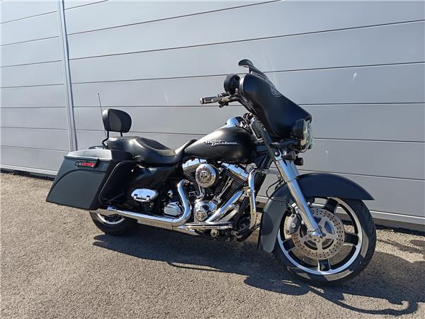 2012 HARLEY-DAVIDSON STREET GLIDE