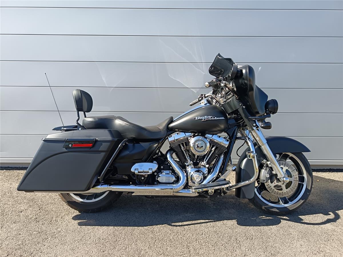 2012 HARLEY-DAVIDSON STREET GLIDE