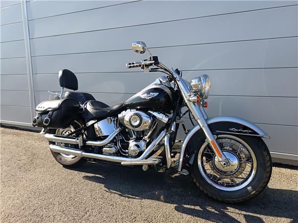 2015 HARLEY-DAVIDSON DELUXE