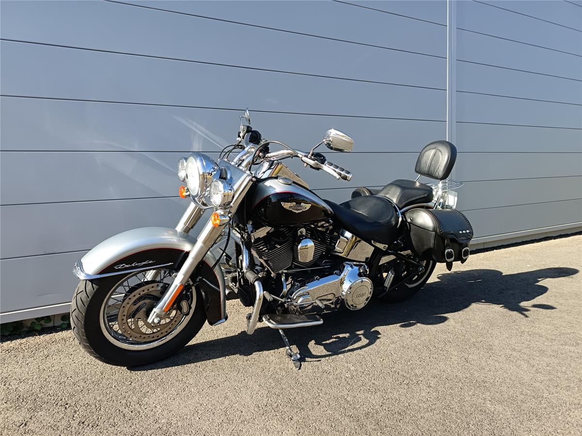 2015 HARLEY-DAVIDSON DELUXE