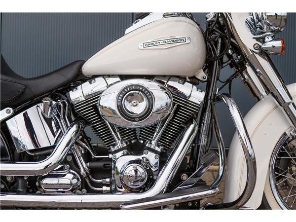 2015 Harley-Davidson Softail Deluxe
