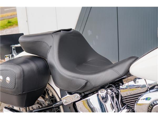 2015 Harley-Davidson Softail Deluxe