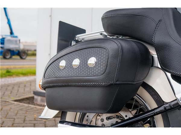 2015 Harley-Davidson Softail Deluxe