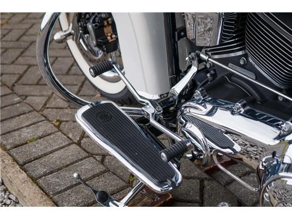 2015 Harley-Davidson Softail Deluxe