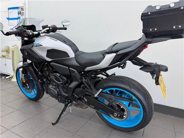 2026 YAMAHA MT-07 Y-AMT
