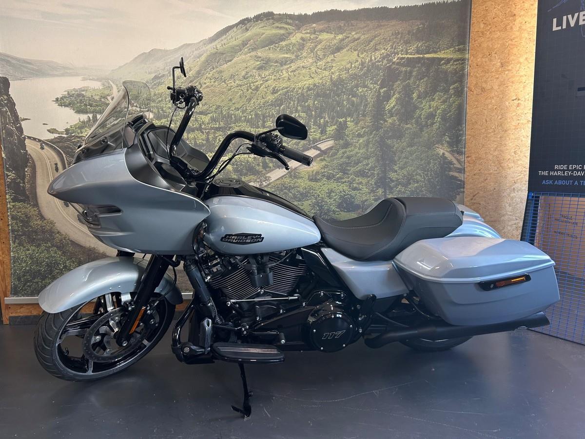 ROAD GLIDE 