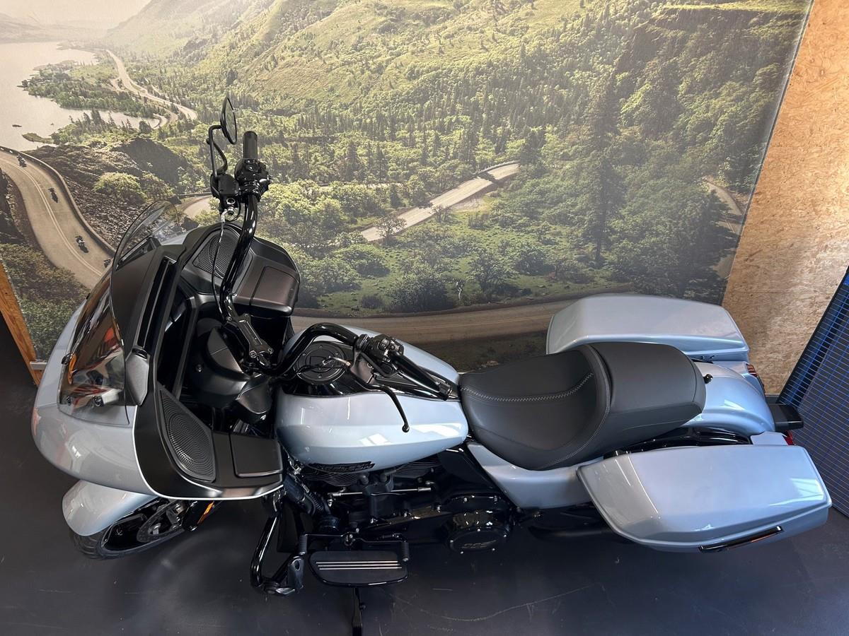 ROAD GLIDE 