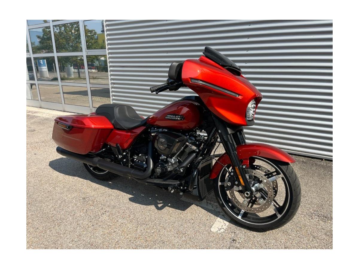 2024 Harley-Davidson Street Glide FLHX