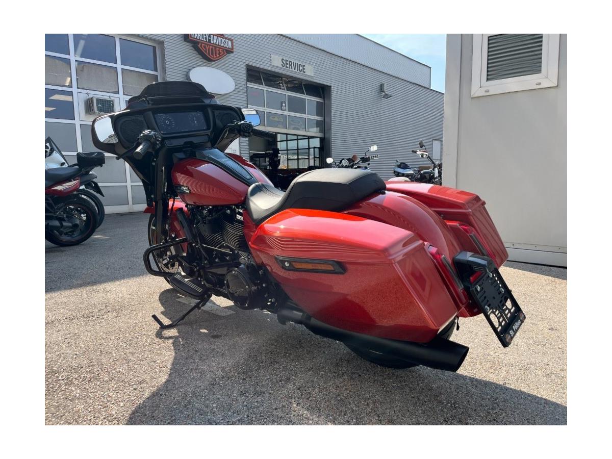 2024 Harley-Davidson Street Glide FLHX