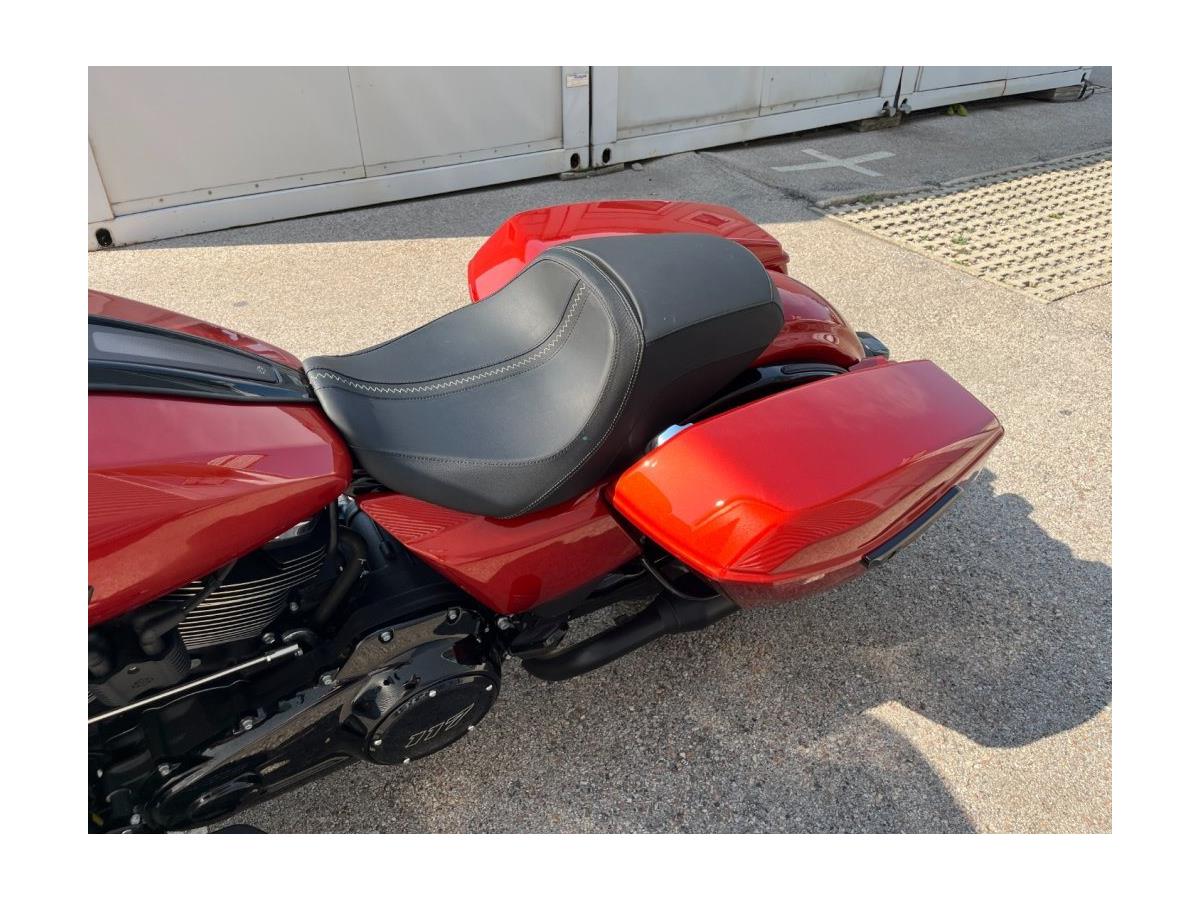 2024 Harley-Davidson Street Glide FLHX