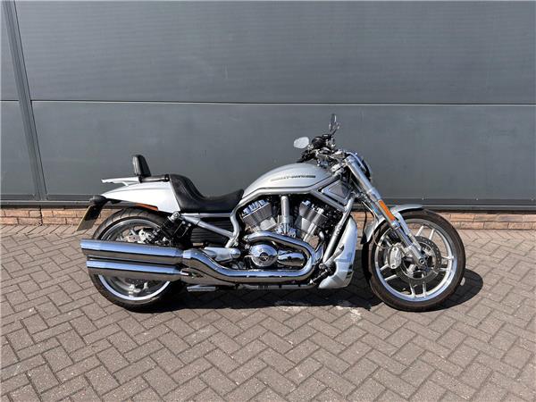 2013 HARLEY-DAVIDSON V-ROD VRSCDX 10TH ANNIVERSARY