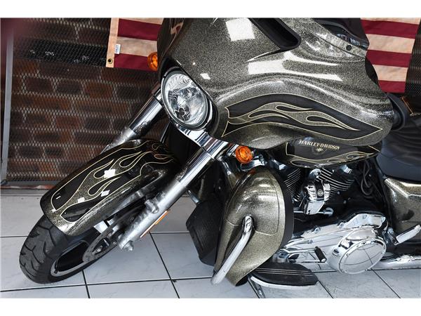 2018 HARLEY-DAVIDSON TOURING FLHXS STREET GLIDE SPECIAL