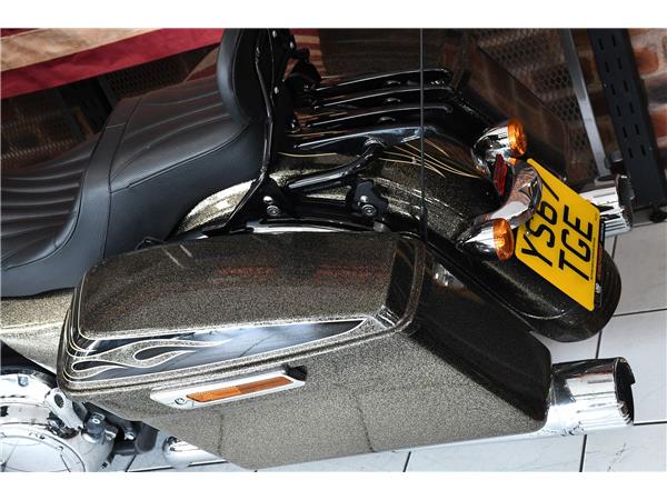 2018 HARLEY-DAVIDSON TOURING FLHXS STREET GLIDE SPECIAL