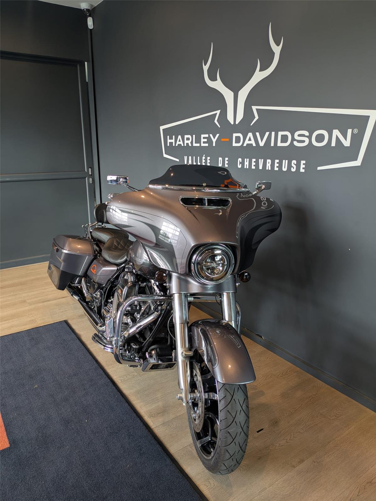 2015 HARLEY-DAVIDSON STREET GLIDE