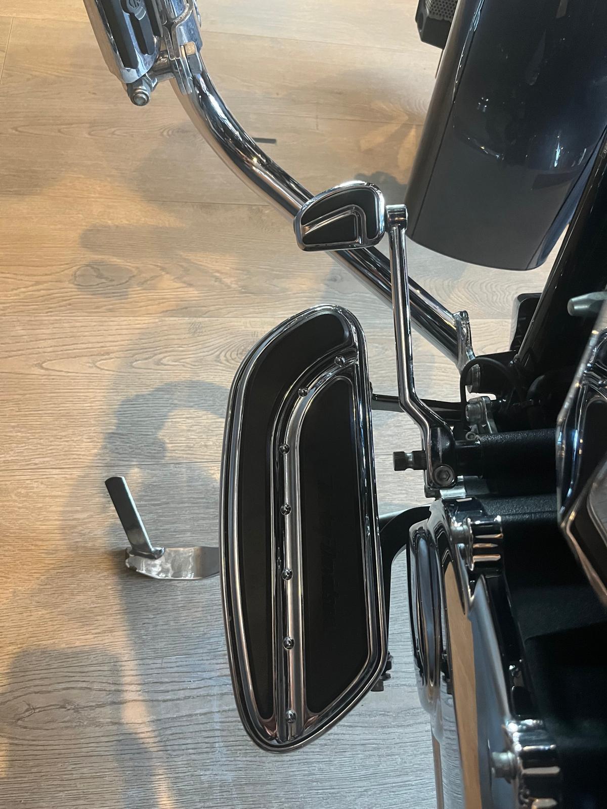 2015 HARLEY-DAVIDSON STREET GLIDE