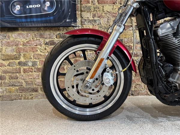 2011 Harley Davidson XL883L
