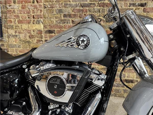 2025 Harley-Davidson Softail