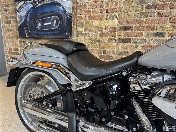2025 Harley-Davidson Softail